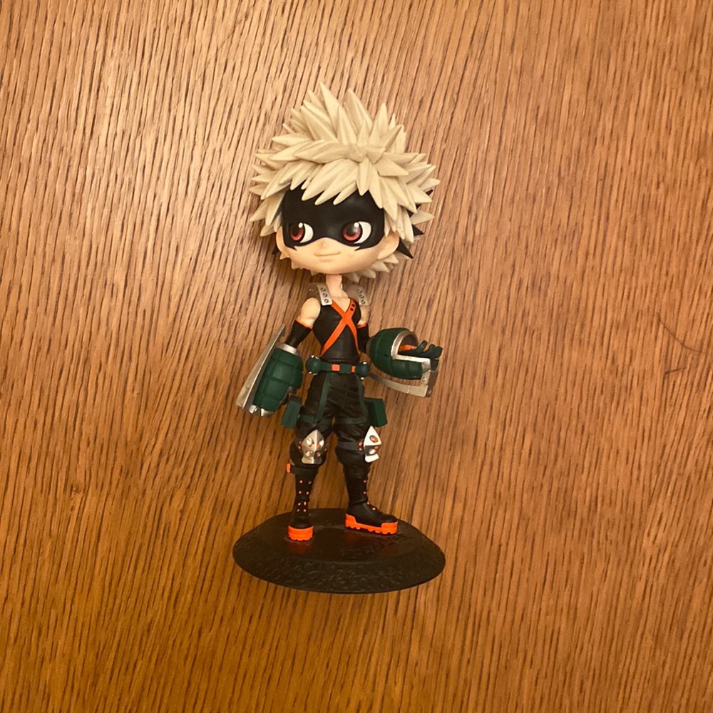 Bakugou figure, Hot Topic, good condition, My Hero Academia, anime